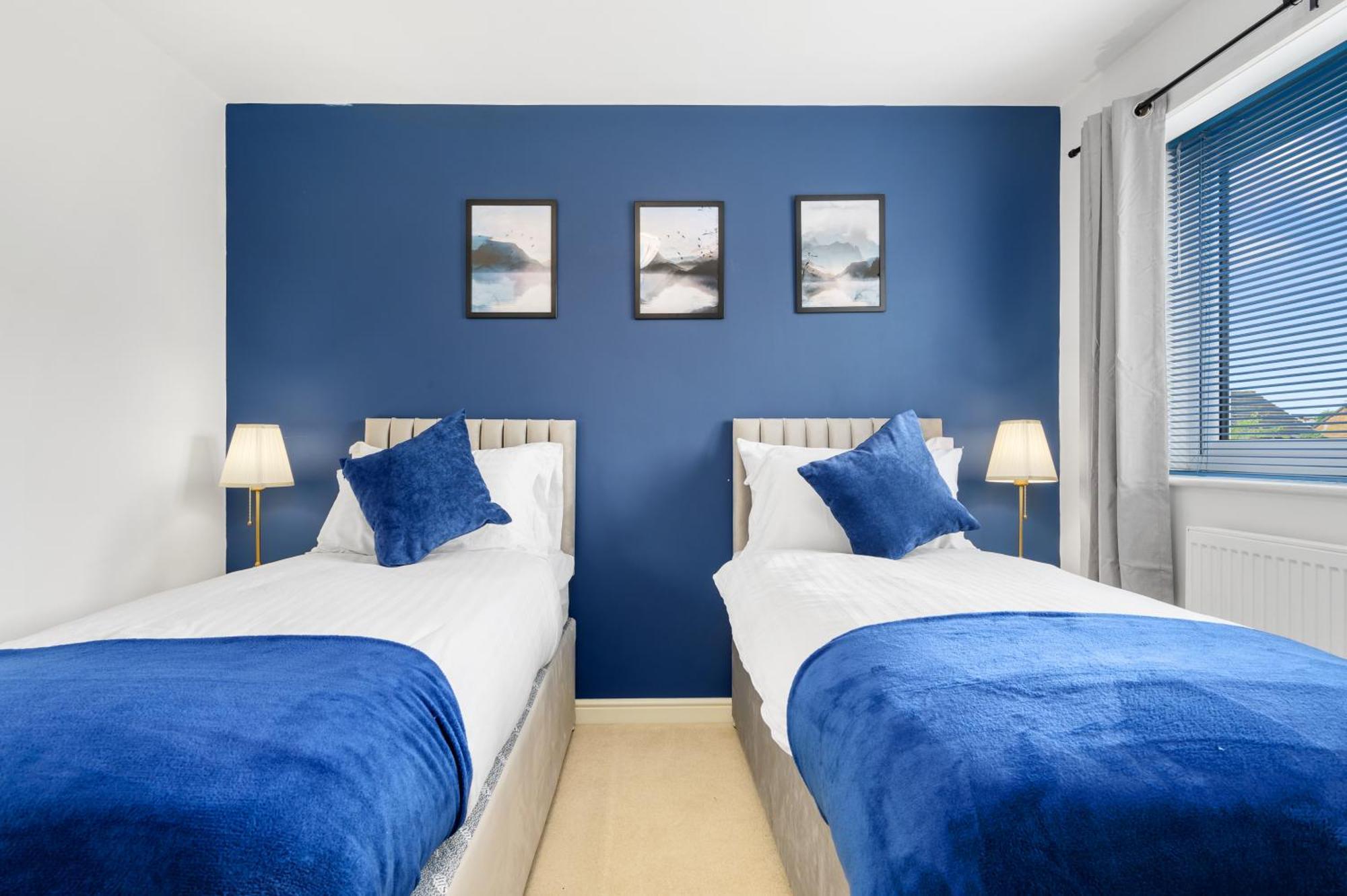 Comfy Stay 6Mins To Coop Live Arena, Etihad Stadium & City Centre With Wifi & Free Private Parking Манчестър Екстериор снимка