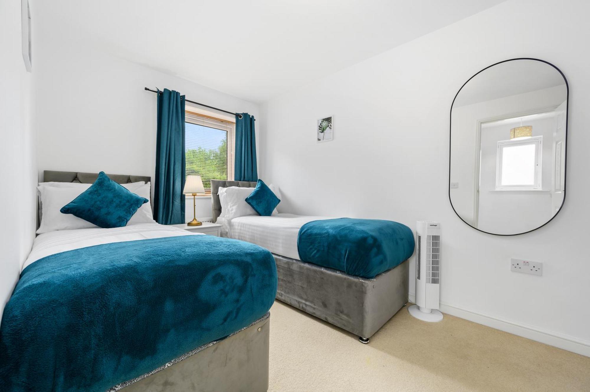 Comfy Stay 6Mins To Coop Live Arena, Etihad Stadium & City Centre With Wifi & Free Private Parking Манчестър Екстериор снимка