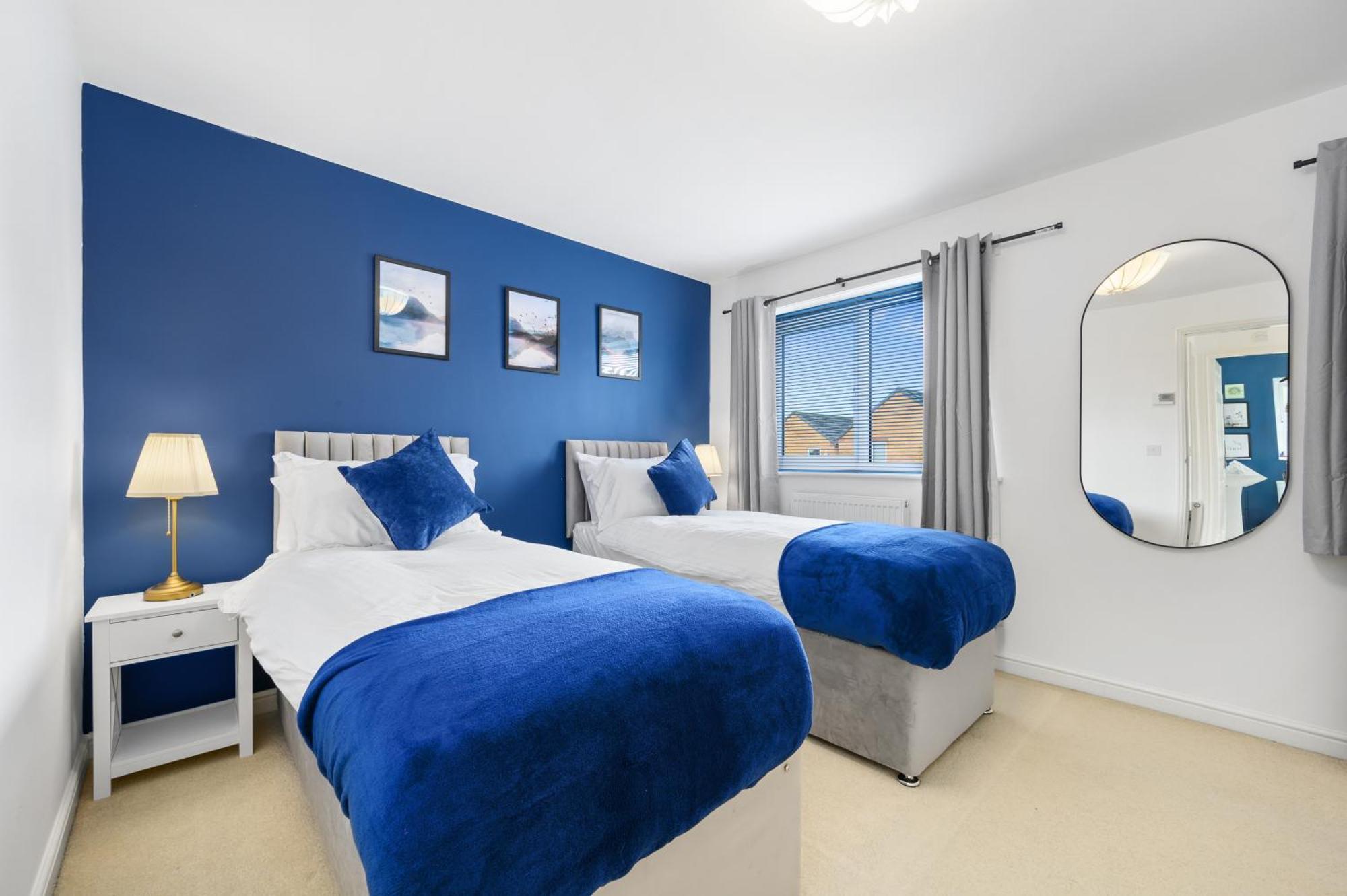 Comfy Stay 6Mins To Coop Live Arena, Etihad Stadium & City Centre With Wifi & Free Private Parking Манчестър Екстериор снимка